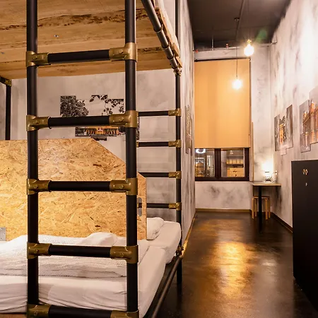Chillout Hostel Zagreb-3